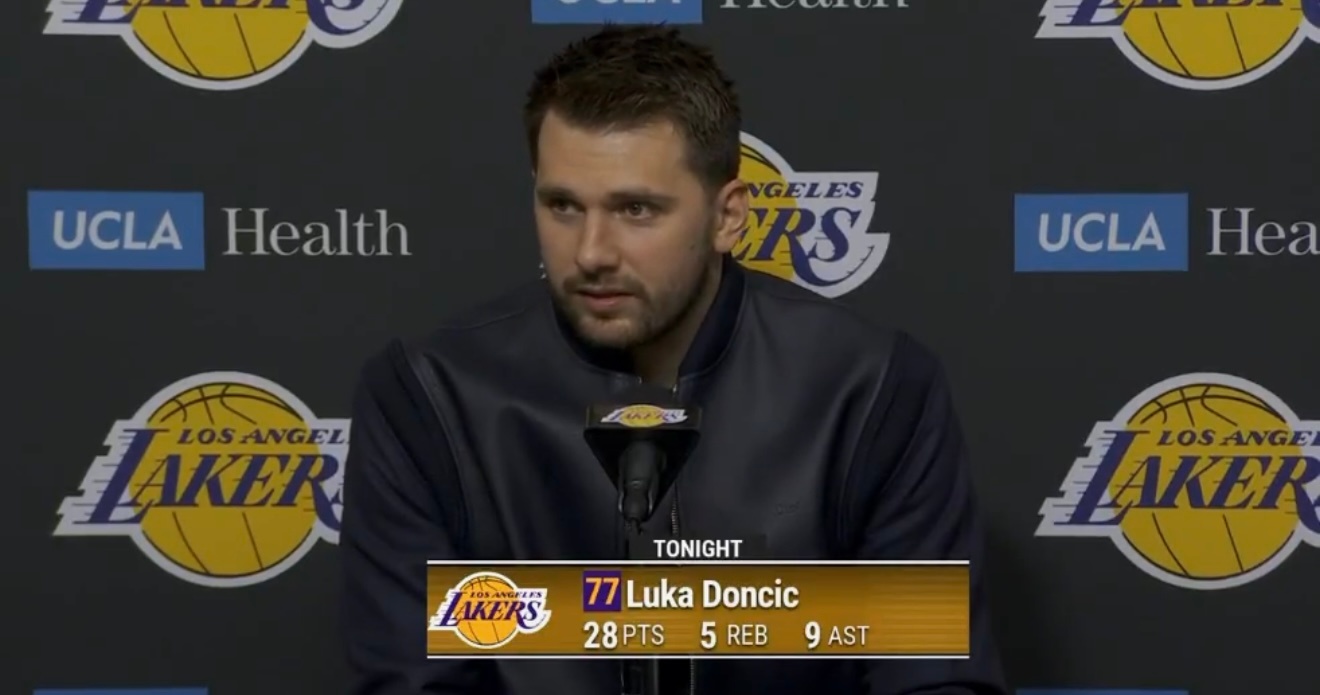 东契奇谈到那些批判他的人：“外面有很多噪音。我尽量不去理会那些噪音。” 