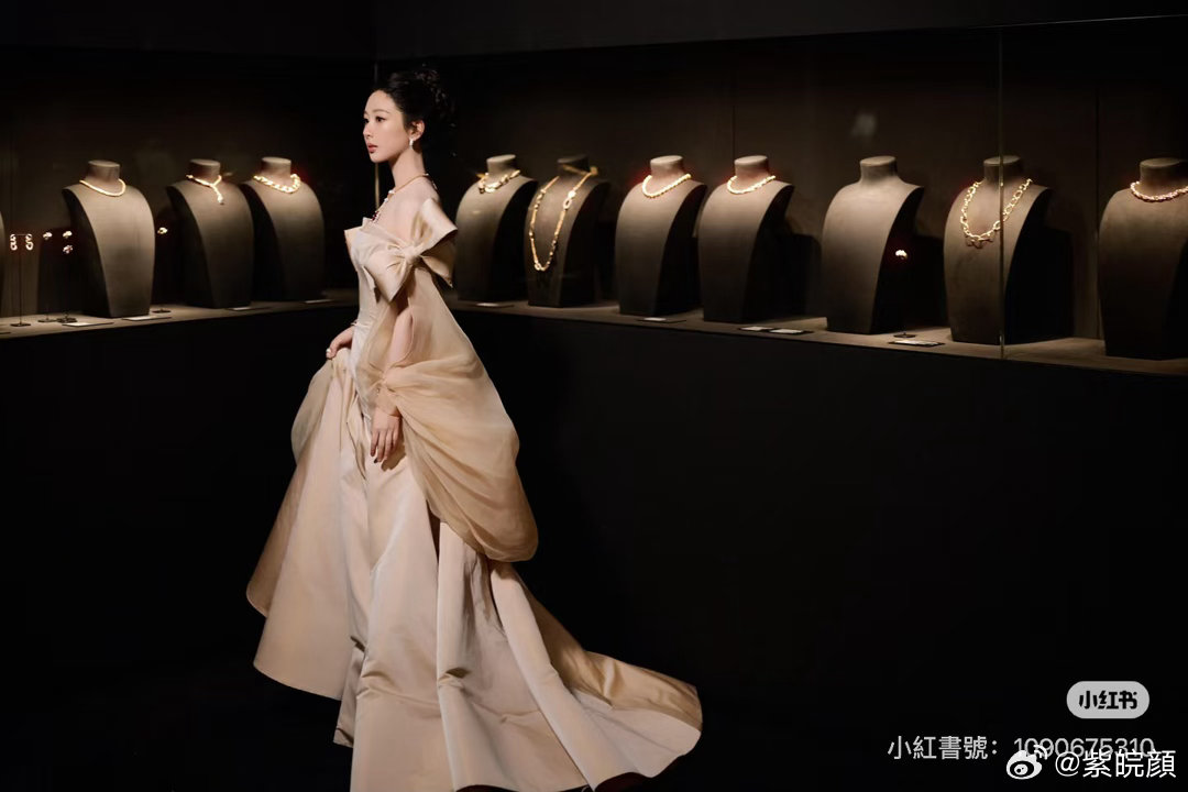 杨紫  下一站 白玉兰！！！