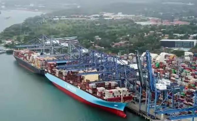 这就是中国对巴拿马的第二级精准制裁。所有巴拿马注册船舶停靠中国港口，将面临漫长、