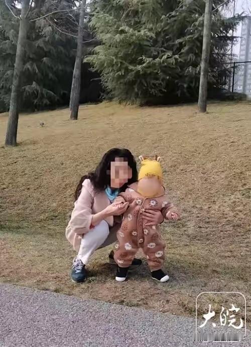 甘肃天水，一名61岁女子做痔疮手术，术前肺部检查无异常。术后第8天出现发烧、腿疼