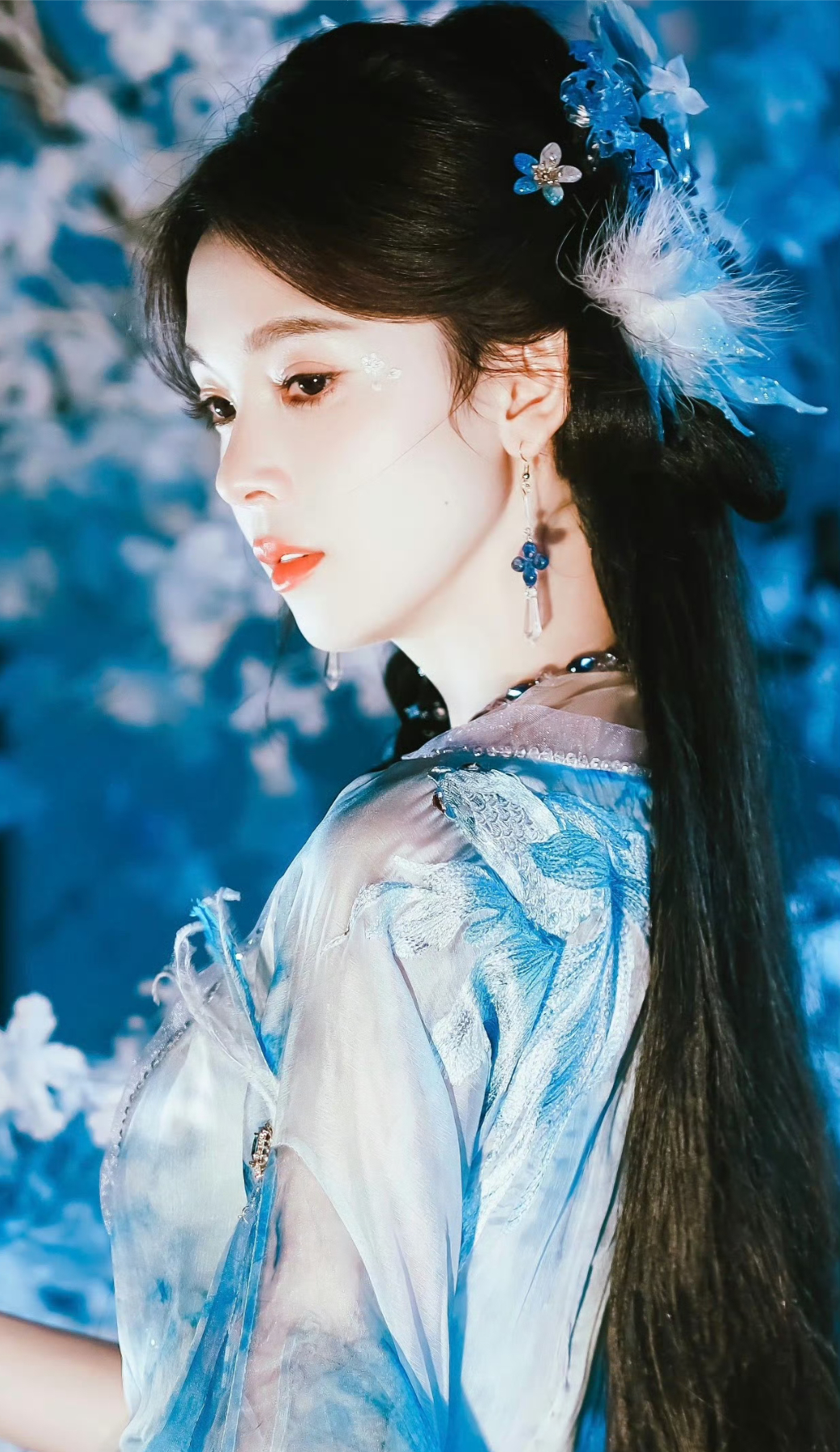 我本身既喜欢陈瑶，也很欣赏张月，两个人在浪姐里相处自然舒服，看姐姐们互相照顾本来