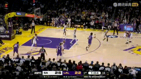 终于吹了？东契奇屡被侵犯，哨响后高举双手挑衅裁判。
看看图2-5，被各种上身体，