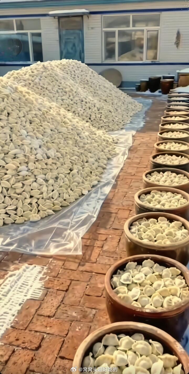 东北餐馆老板连续13年写纸条鼓励病患有一种真性情叫东北人的爱心存折想问下东北的宝