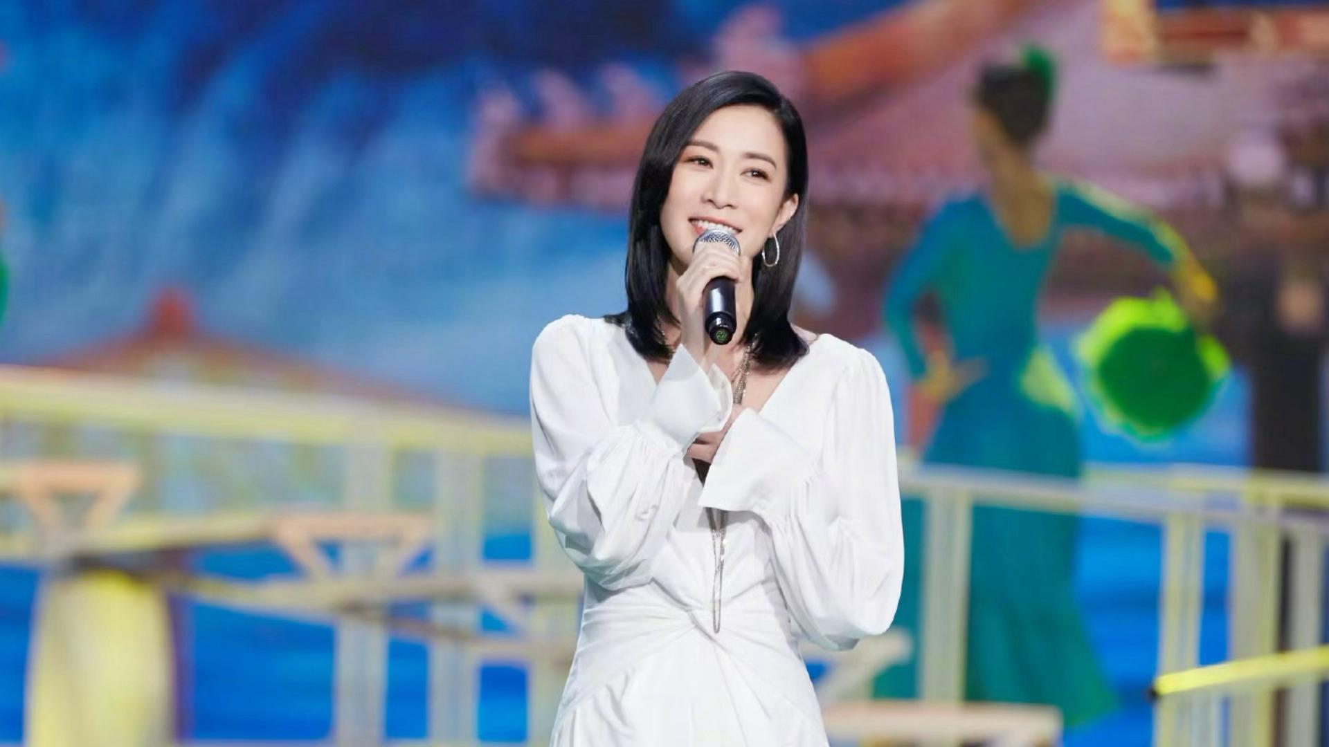 等下！也没人告诉我佘诗曼唱歌这么好听啊！！😮🥹😭 