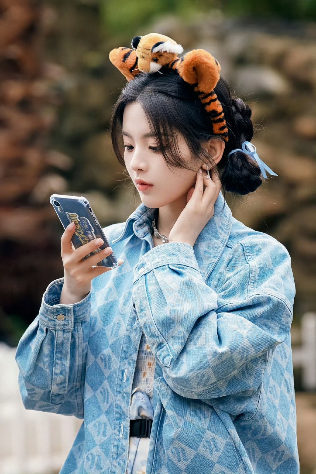 #杨超越[超话]#ycy#杨超越七时吉祥# ycy#杨超越祥云# 玫瑰是不败之花