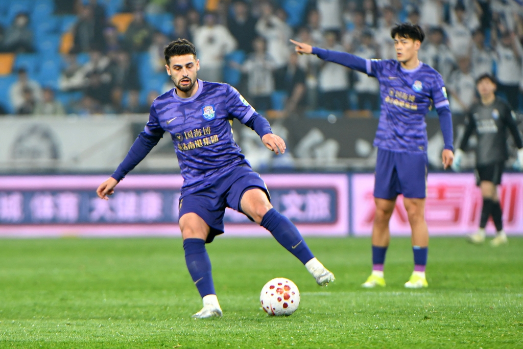 进攻难！天津津门虎在下半场第68分钟才完成球队第一脚射门