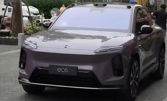 全新蔚来EC6实车曝光5月6日，新款蔚来EC6实车曝光，新车在外观和内饰上进行了