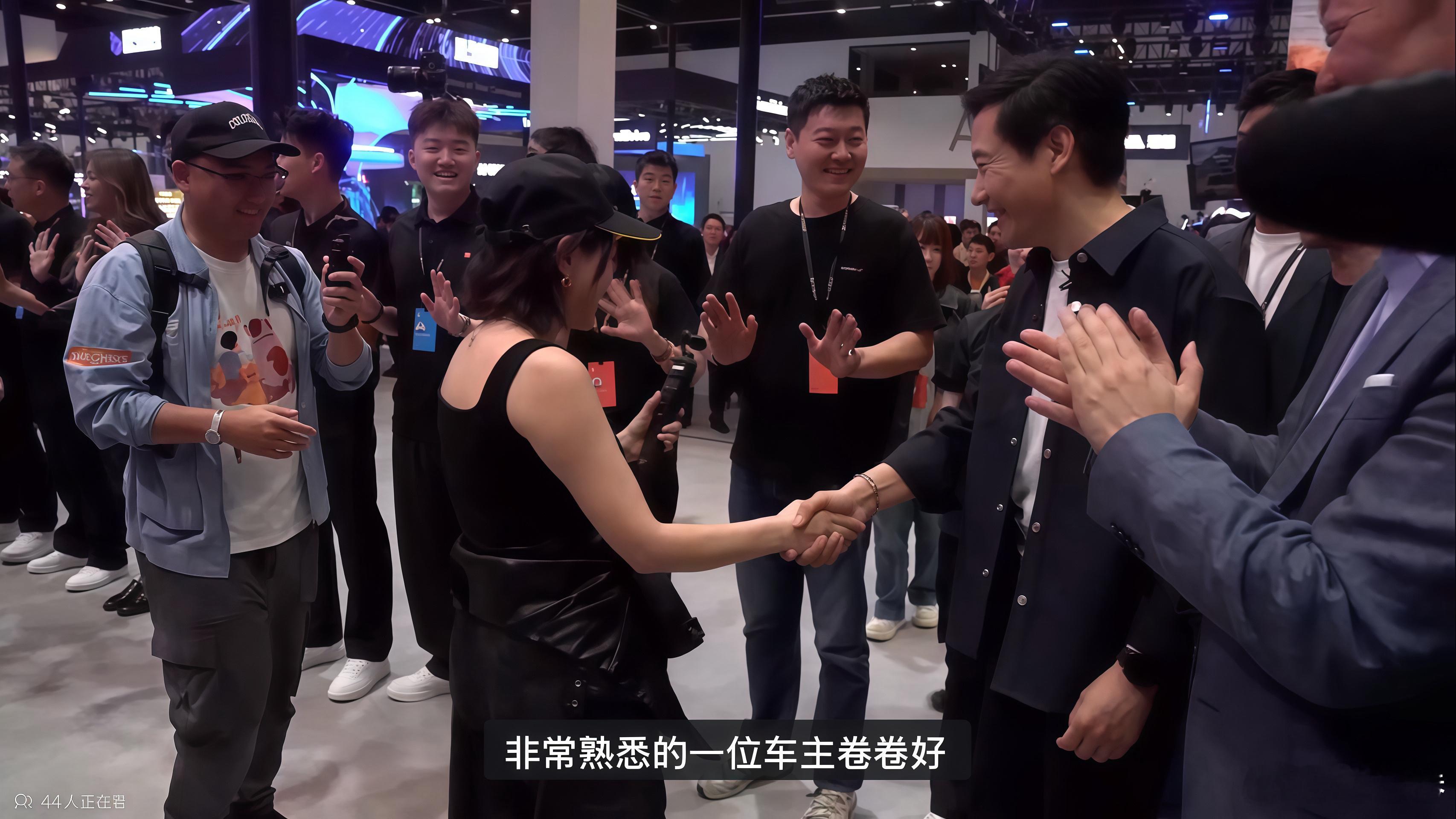 五四青年节快乐……希望大家心态永远是青年……五四青年节付卷卷爱粟