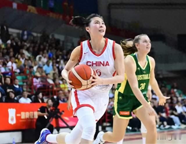 中国女篮vs美国时间已定！我大胆预测，女篮输15分以内算赢