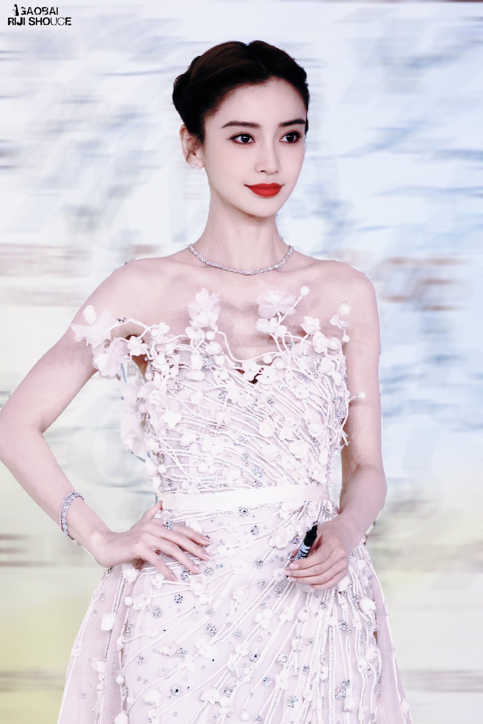 angelababy angelababy “无论什么时候，都不要失去面对一切的