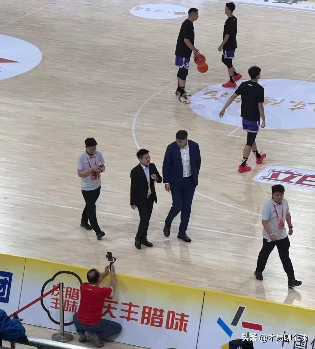 广东男篮还有必要换大外援吗？
广东男篮近日因为在与江苏男篮的比赛中被逆转绝杀，而