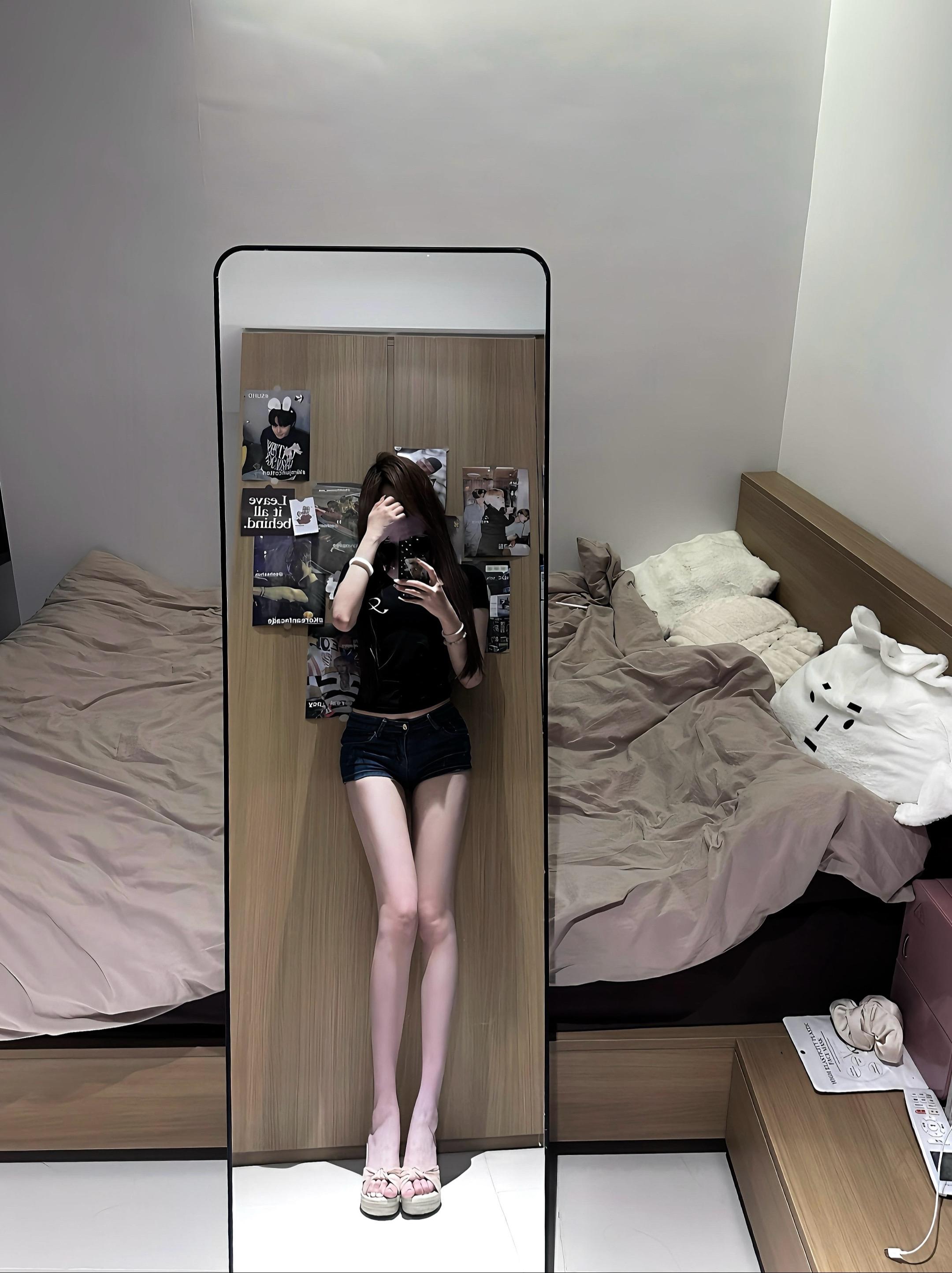 想你身边只有我 是不是太为难你了