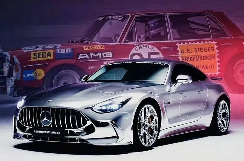 【AMG GT Sacai跨界联名涂装版官图 4月20日AMG品牌之夜亮相】近日