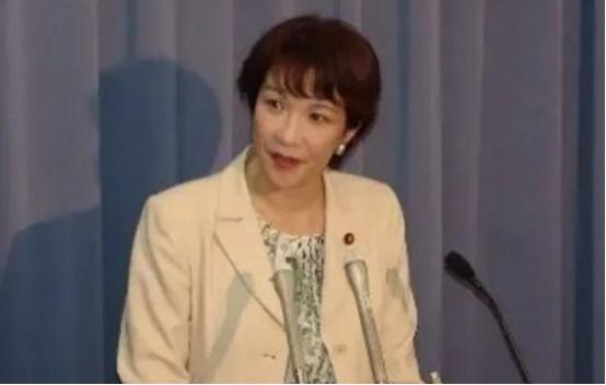 在中方就琉球历史地位提出疑问时，日本首相高市早苗直言此为干涉日本内政，态度坚决。