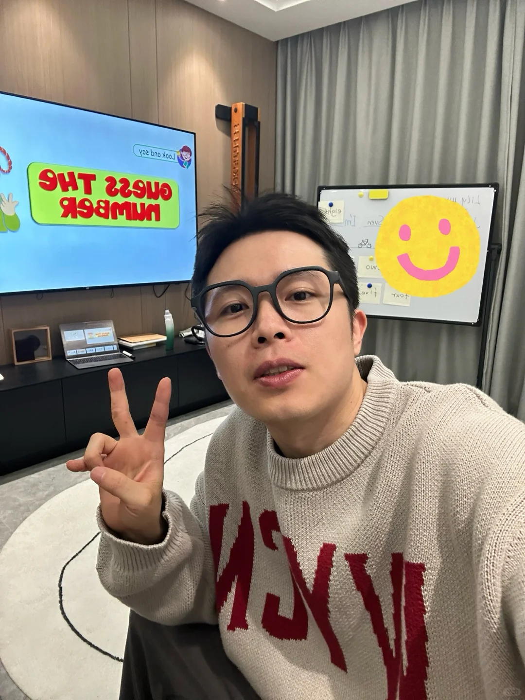 不想上班，于是把教室搬回了家…