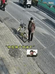 大妈：今天目标1000元。