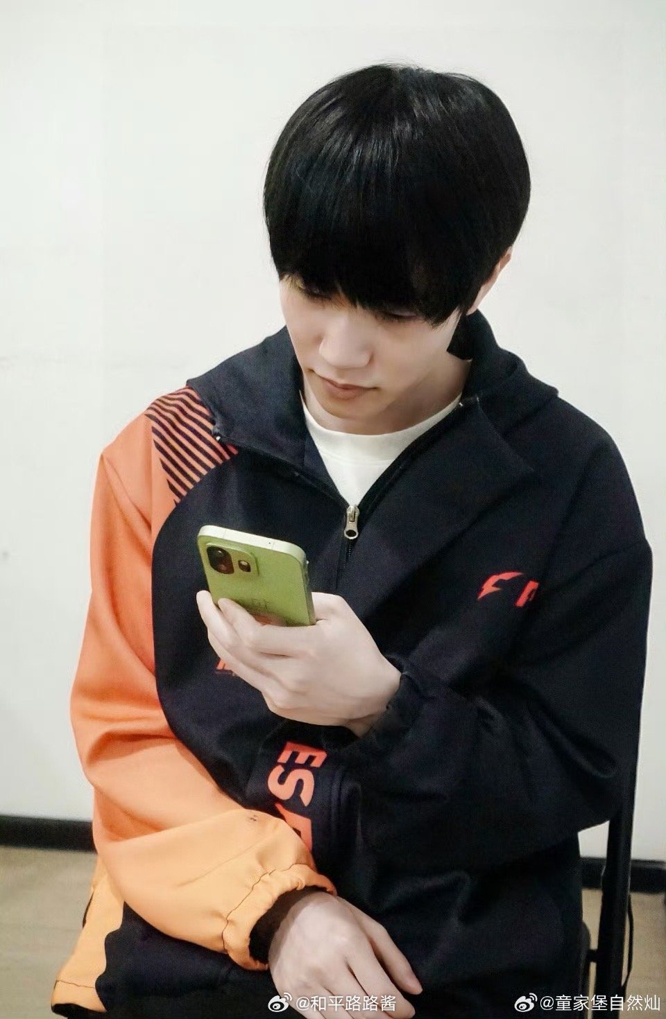 认真测试新手机中...电竞点播台 2026pel春季赛