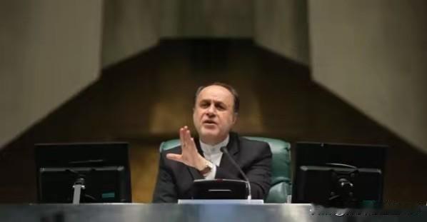 发动一次攻击，我们就会持续反击，直到彻底消灭他们——伊朗针对美国的威胁，发出强硬