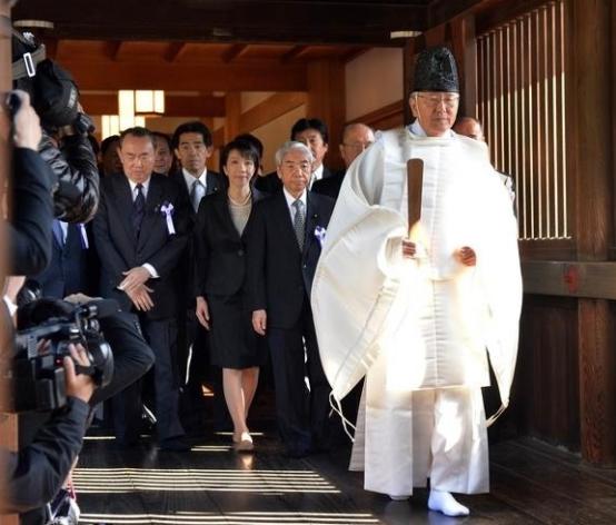 计划彻底落空！就在世界各国还在想高市早苗会不会参拜靖国神社的时候，却不想靖国神社