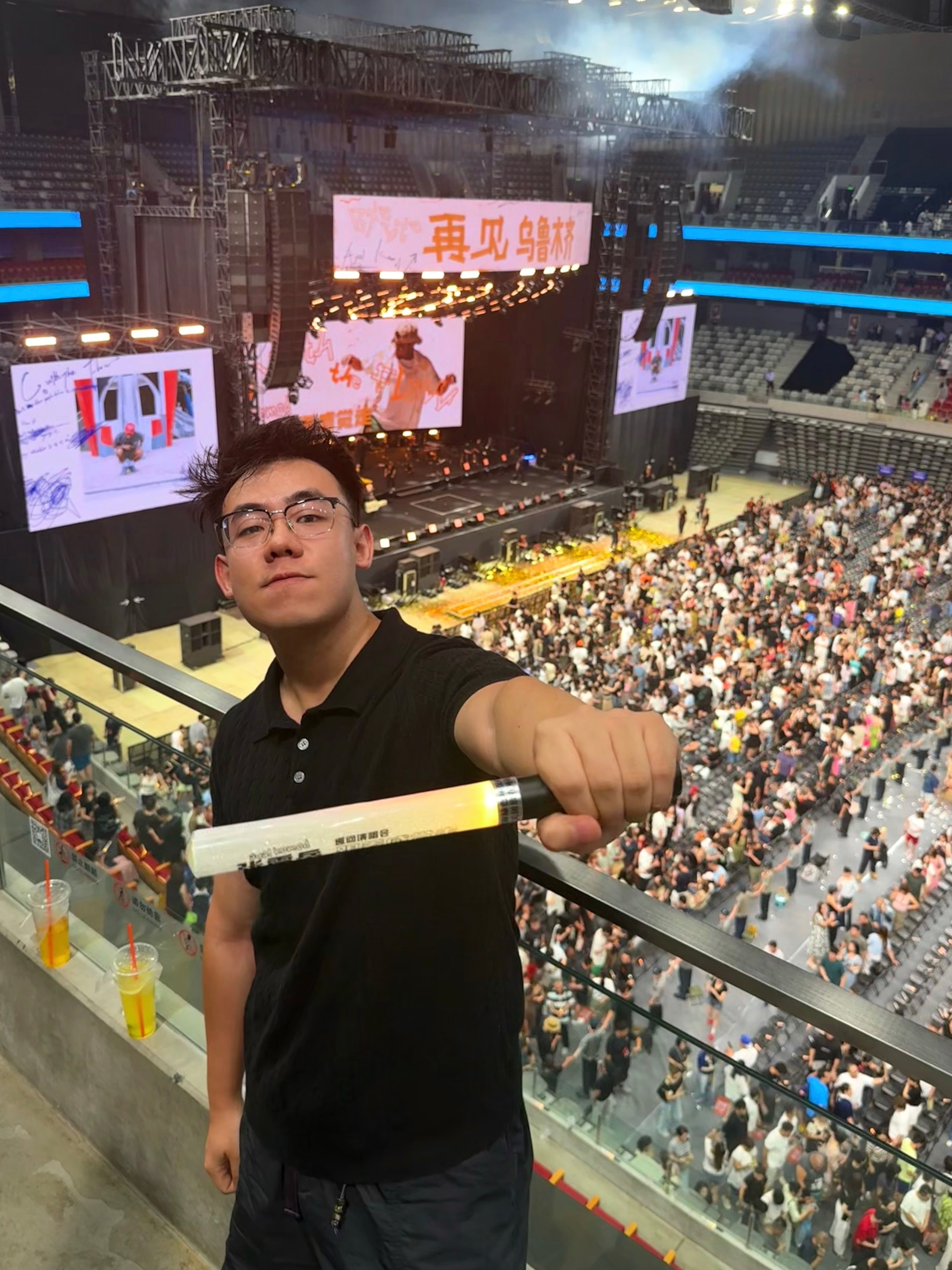 出差一周 想念宝宝 这周和Sean一起睡觉很安稳 海东·西宁曹家堡国际机场