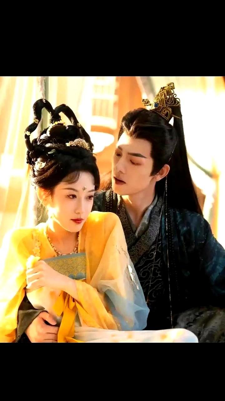 有时候，一个人的外貌真的决定了事情的走向，

短剧里这对比太扎心！上一世胖姑娘阿