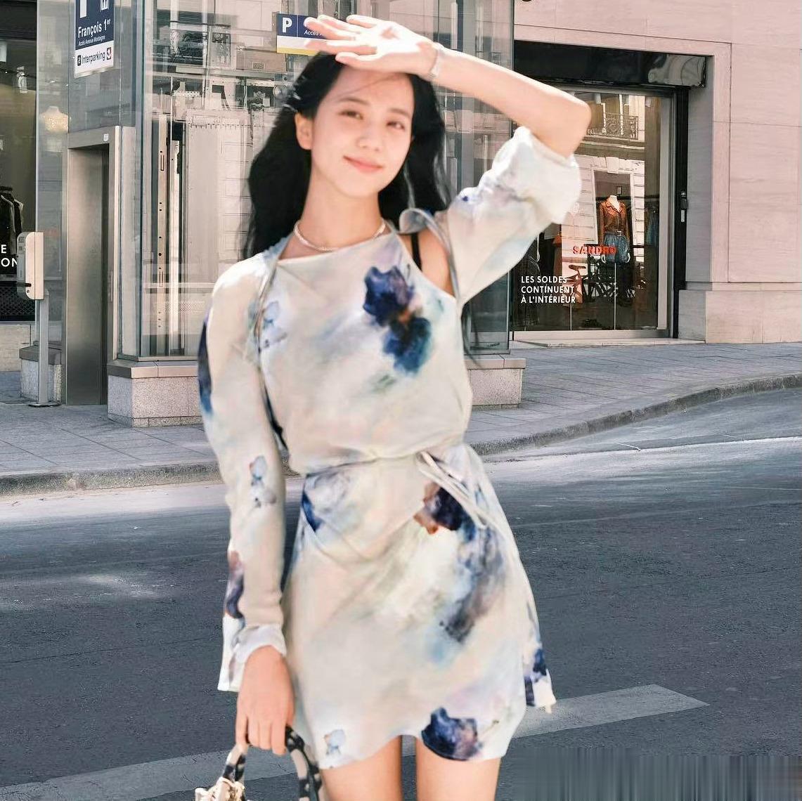 都知道自己会死，很少明白自己为什么活，对死亡的恐惧让你无法深入思考下去。难得糊涂