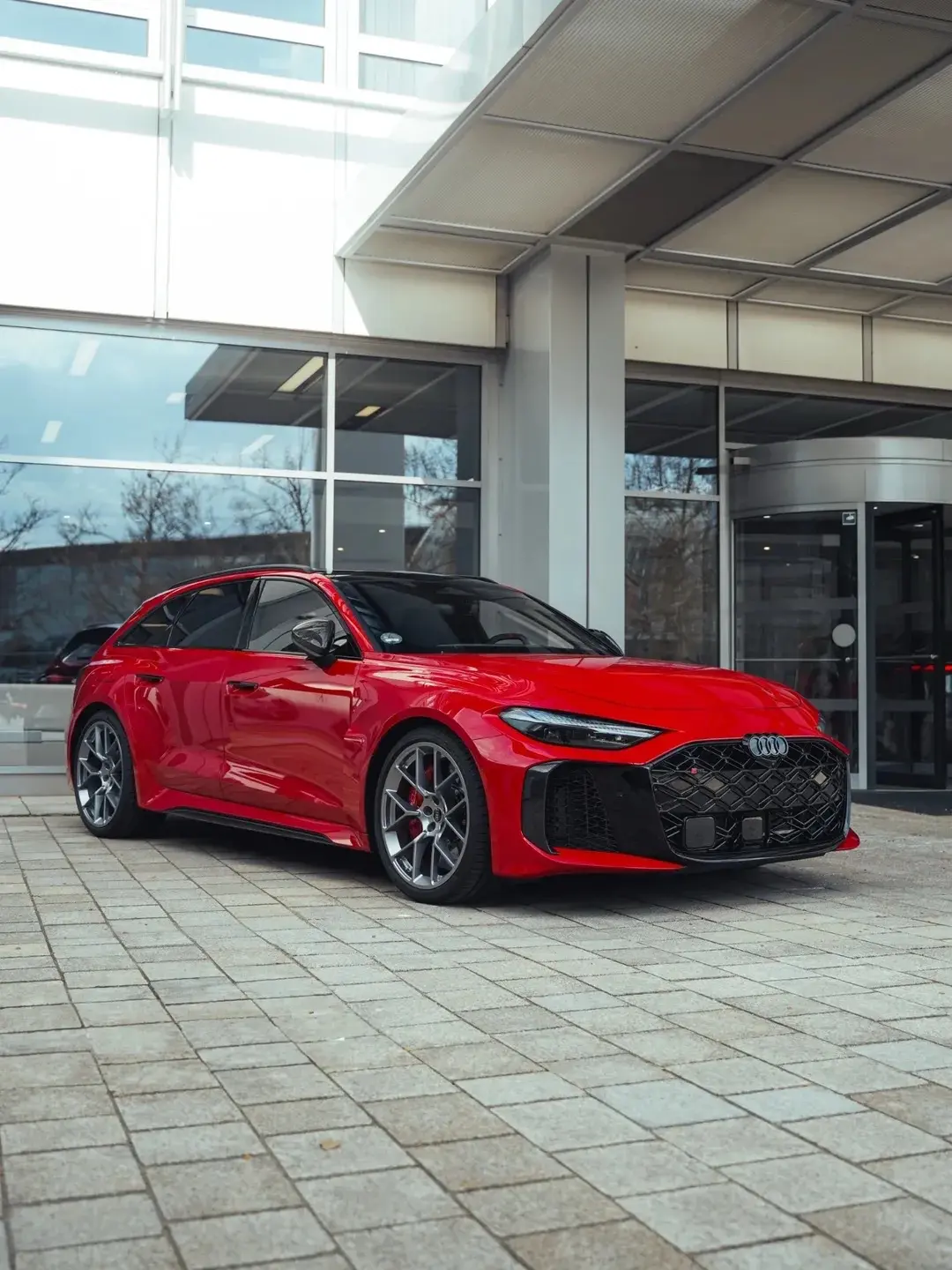 全新奥迪RS5 Avant 看上去非常漂亮