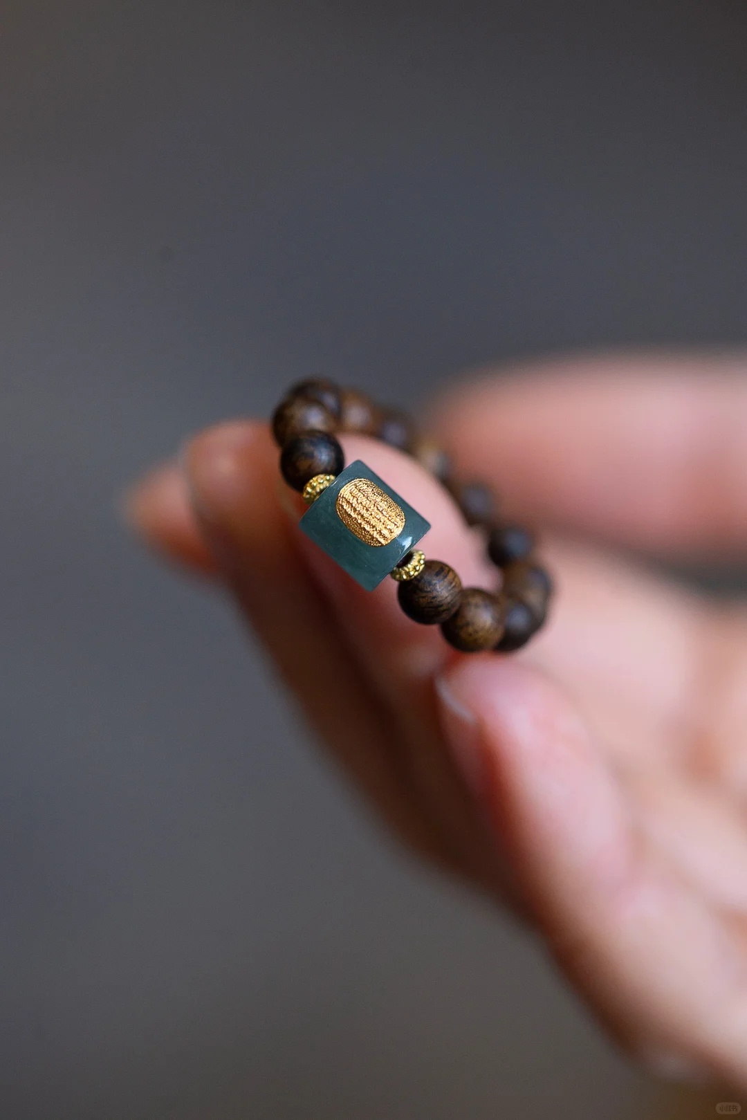 马上佩戴起来吧！【五条经文】翡翠戒指+18 K金