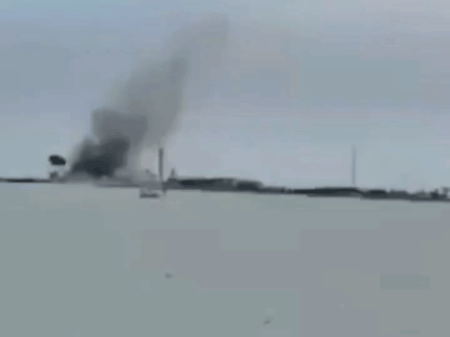 伊拉克人说，美军从科威特发射海马斯火箭弹，袭击了伊朗阿巴丹天然气管道。