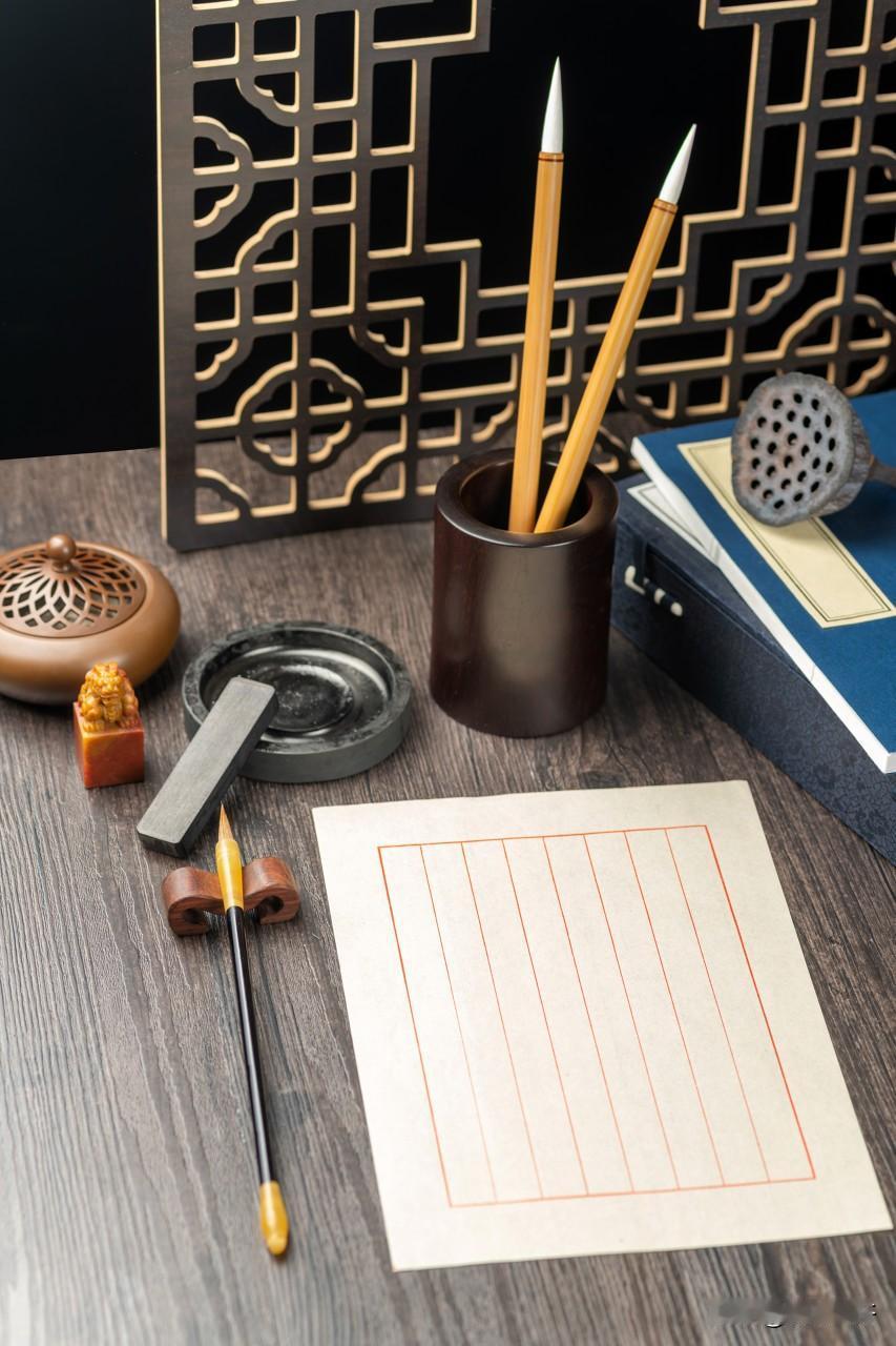 上联：琴棋书画门门晓，如何对下联笔墨纸砚家家有