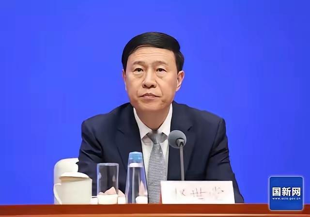 定了！中央重磅改革！物业正式纳入国家基层治理，千万小区格局彻底改写
 
近日，中