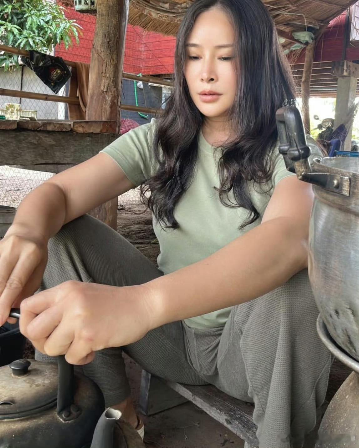 我咋感觉像一位明星呢？ 