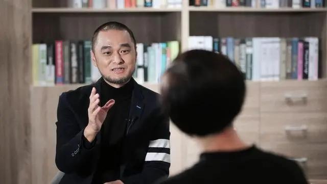 身家过亿的冯唐说出了实话：只有穷人，才会痴迷技术；只有笨人，才会想着先把事做好。