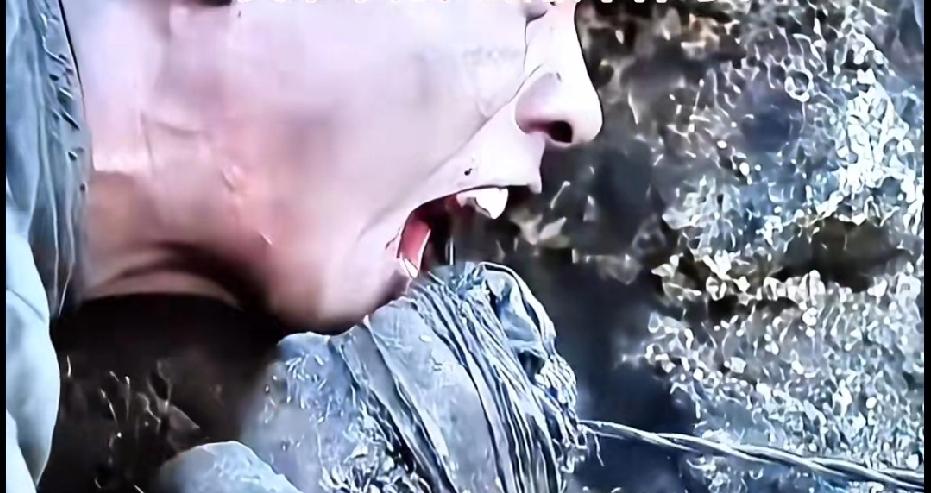 上甘岭上的血肉电话线，他用生命抢下3分钟
 
在枪林弹雨的上甘岭，通信线路一次次