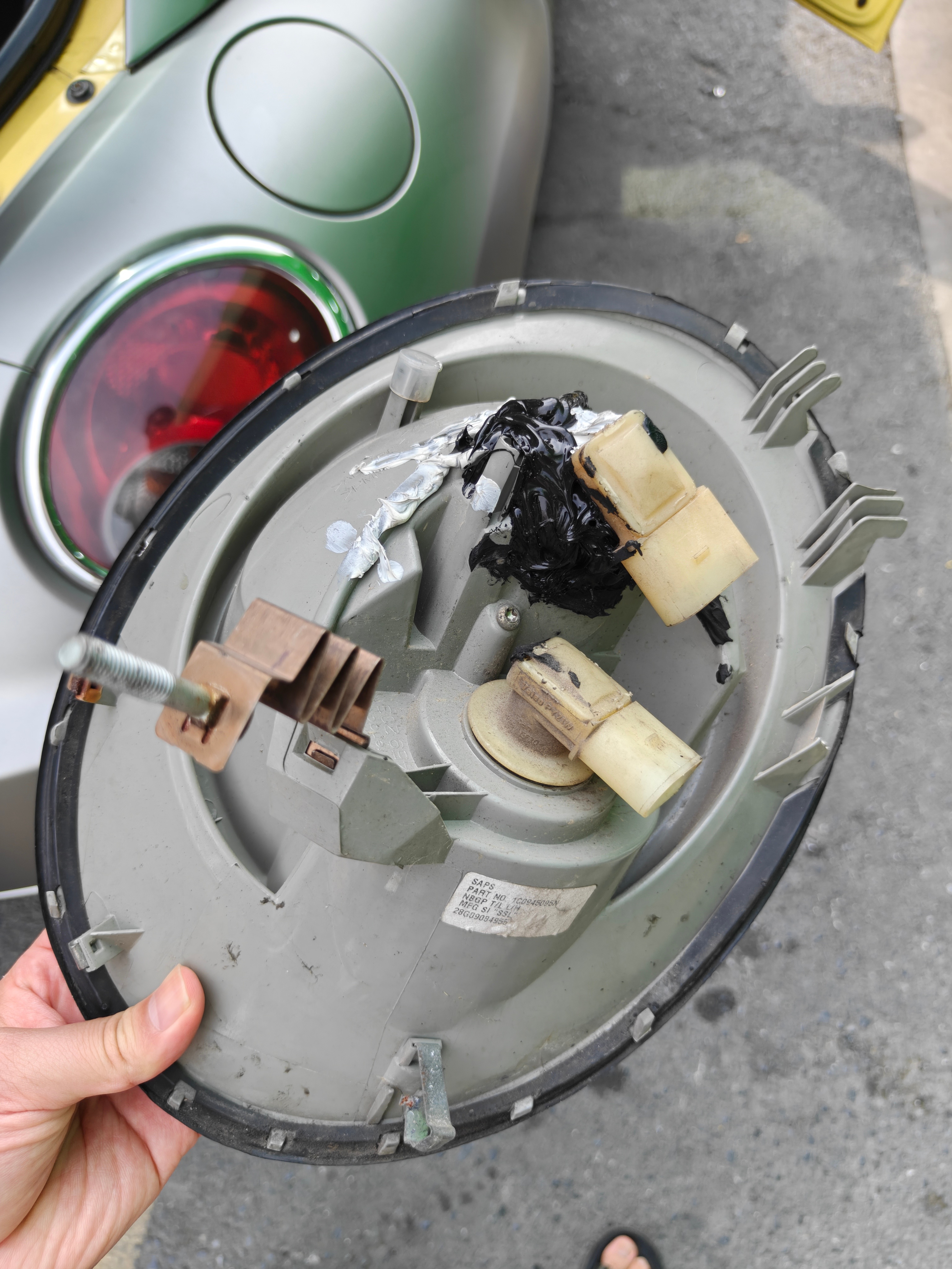 我也是挺佩服这个前任车主的 