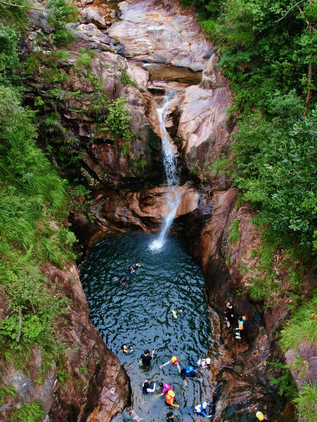 江浙沪户外｜天台莲花峰—白水溪清凉溯溪线