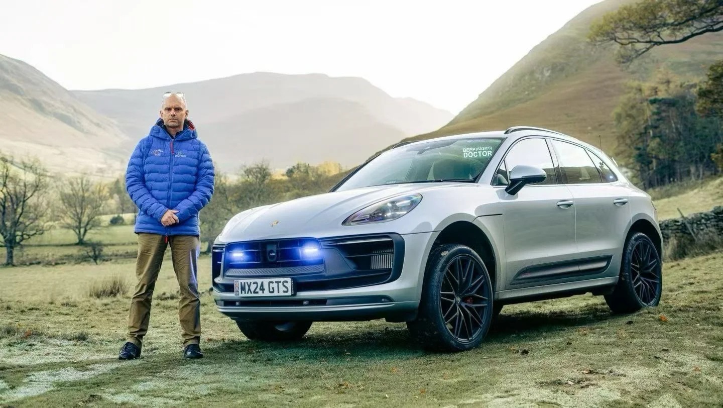 特殊车辆 Porsche Macan GTS 医疗车，先于救护车到达现场做紧急处