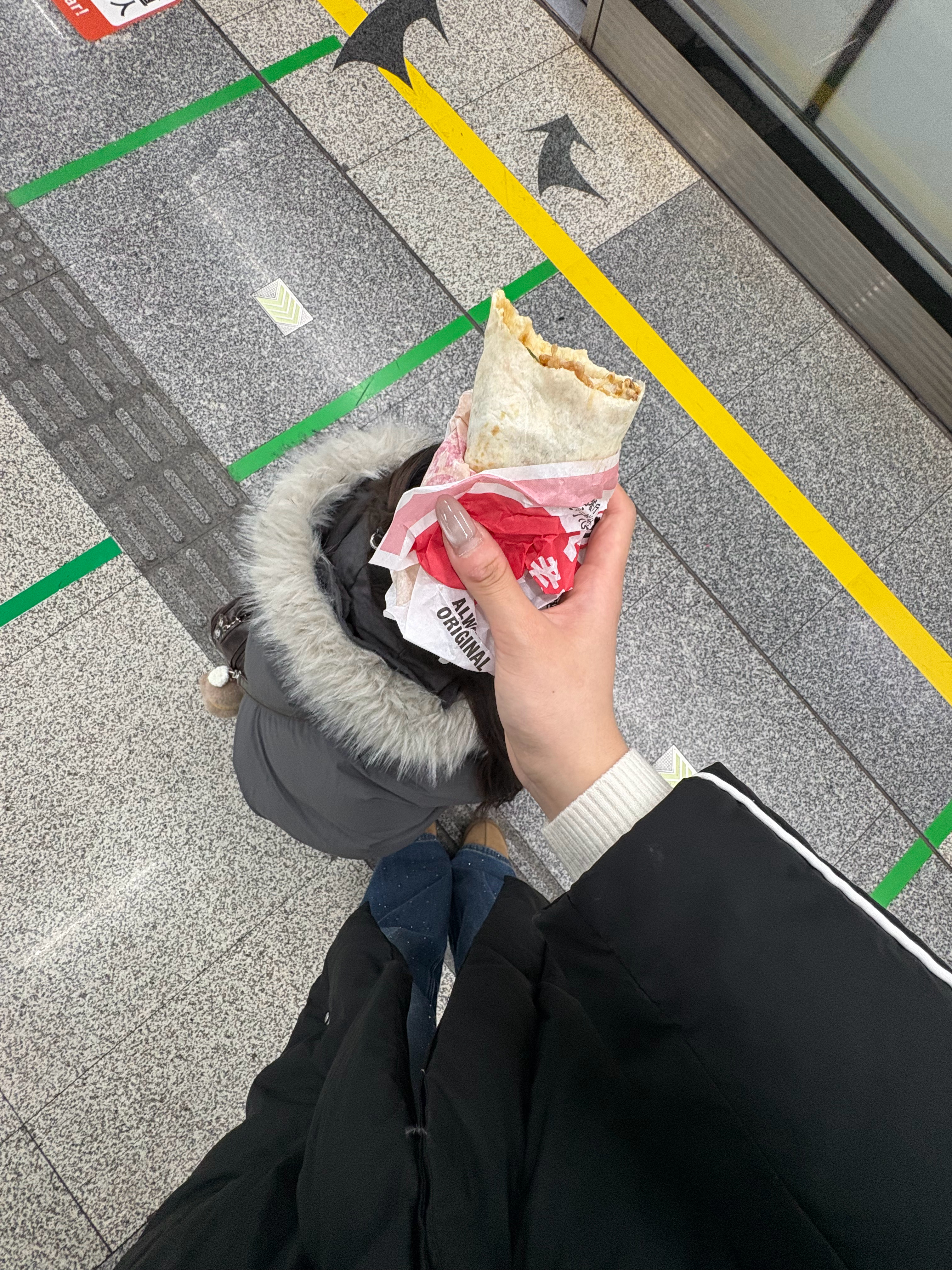 幸福一周年 礼物还没拆。