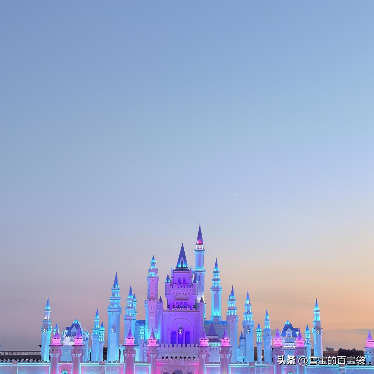 今天，雪宝去幼儿园了。

其实雪宝上幼儿园也不是什么大事儿，可薇姐跟我说了一句话