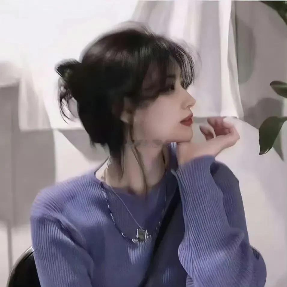 巨蟹座，天生的家庭守护者，他们渴望稳定和安全的情感环境。一旦认定一个人，便将其视