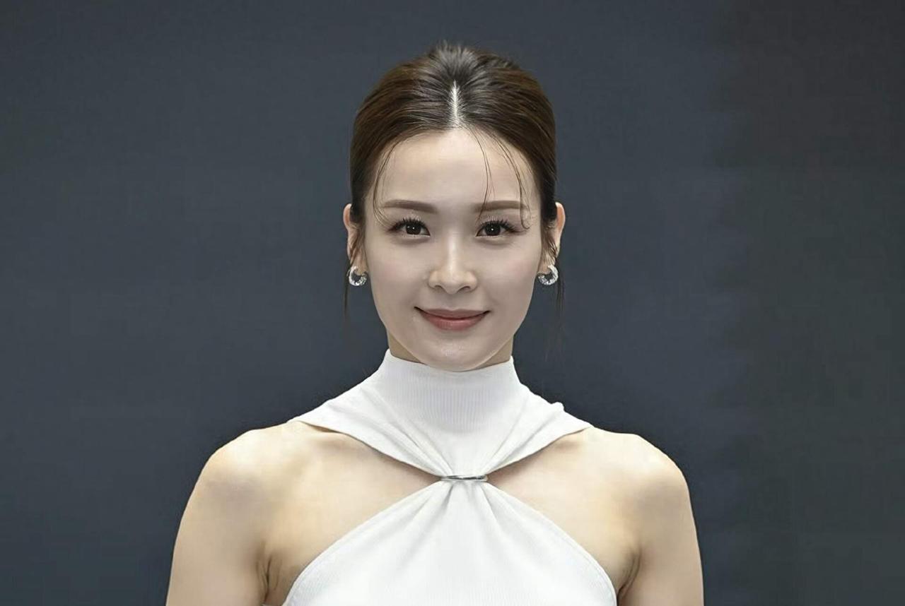 TVB离巢视后李佳芯，成娱乐公司疯抢的“香饽饽”
2025年娱乐圈这“抢人大战”