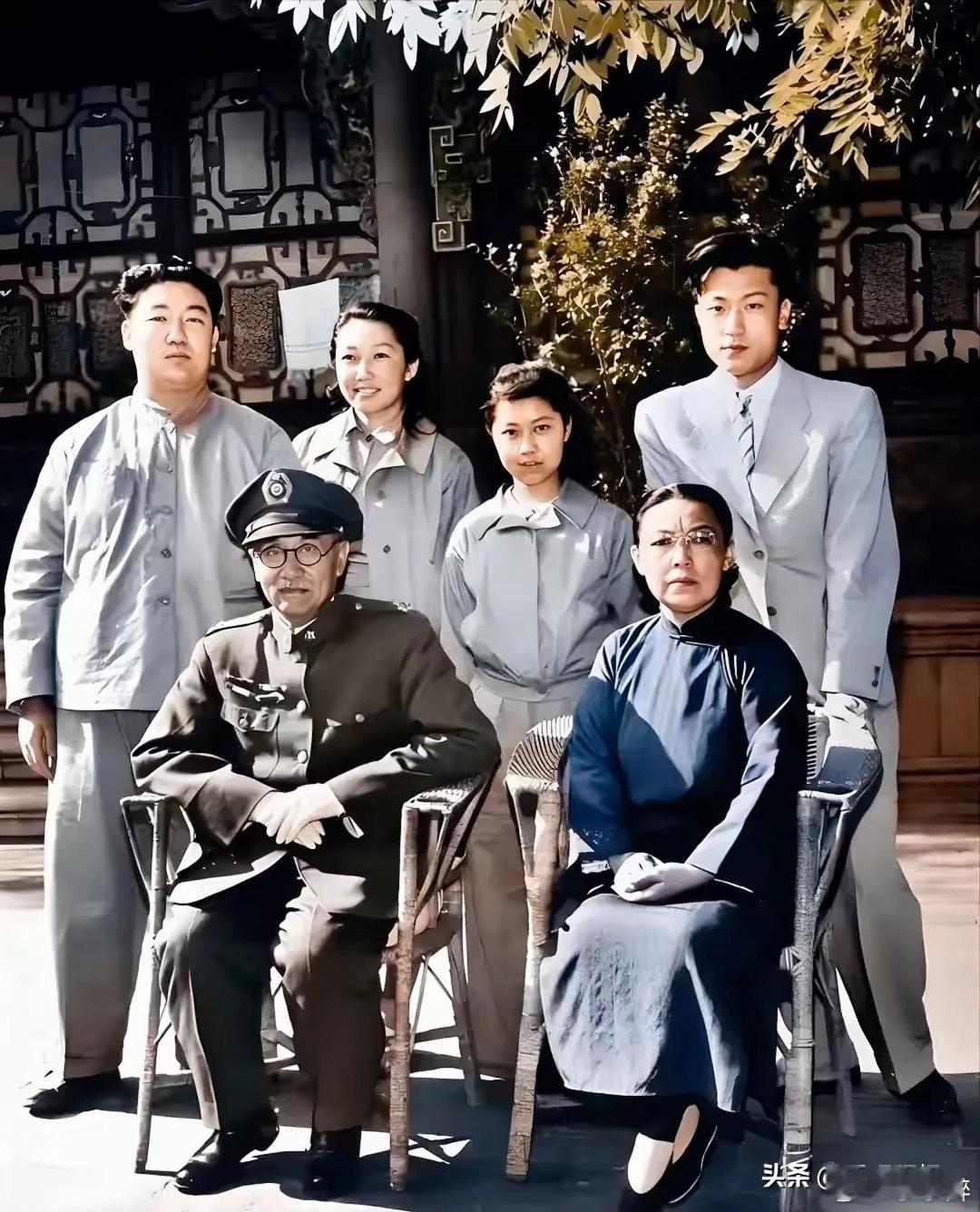 这就是阎锡山真实的样貌，都看看吧！这可不是演员饰演的，而是货真价实的真品，面貌展