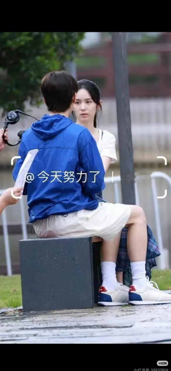 为什么潮热的妆造要这么素？ 
