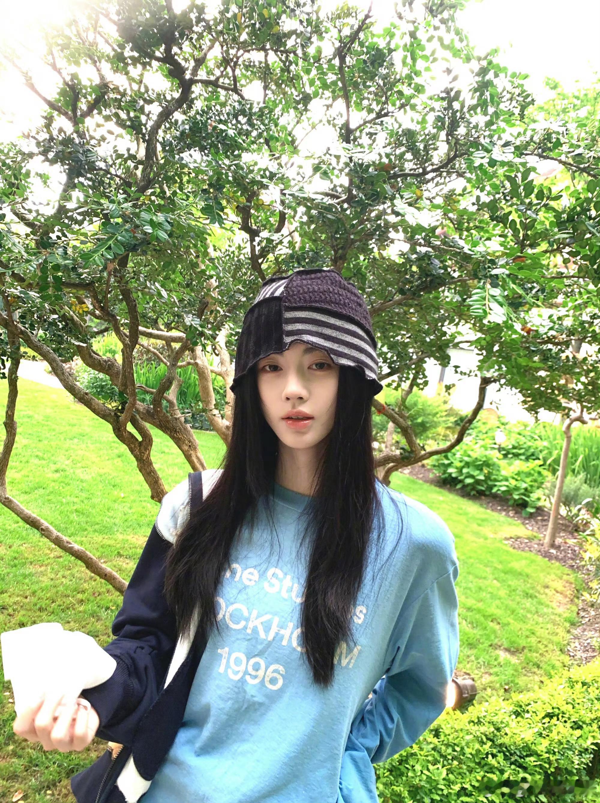 鞠婧祎来战 jjy鞠婧祎阿黛﻿﻿ ฅ⁺˚ 该怎么邮寄个拥抱给你⁺˚☆