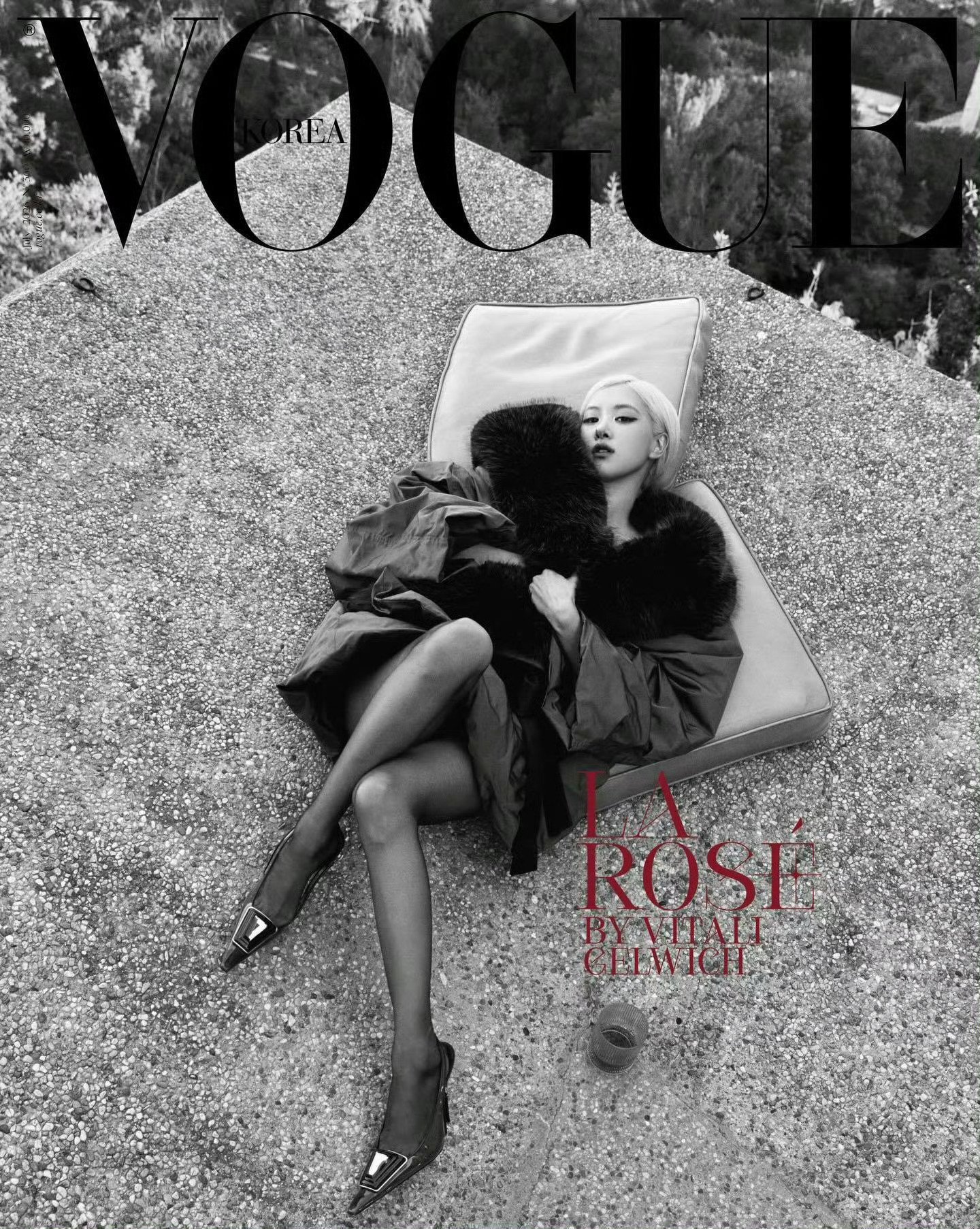 圣罗兰女帝登场🔥朴彩英 × VOGUE Korea July 2026 韩国版