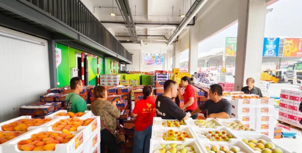 水果市场也搞二选一，621亿巨头慌了什么？

浙江嘉兴年交易额621亿的水果市场