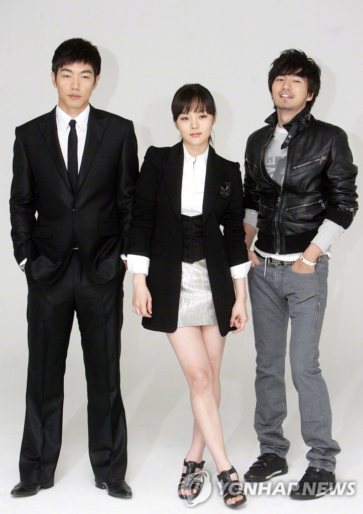 韩剧回顾 强敌们 首播18周年主演：蔡琳、李阵郁、李钟赫、申恩廷、马东锡2008