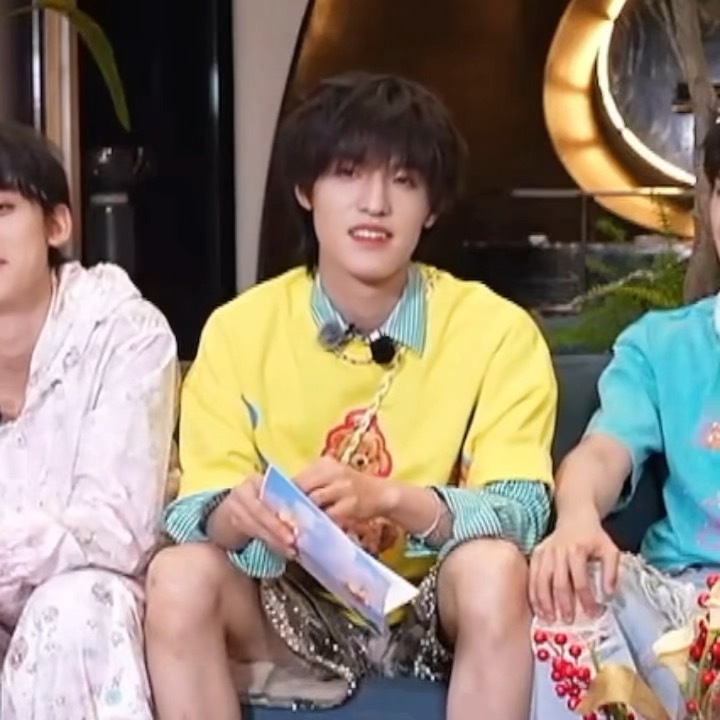 小宝小宝小宝 
