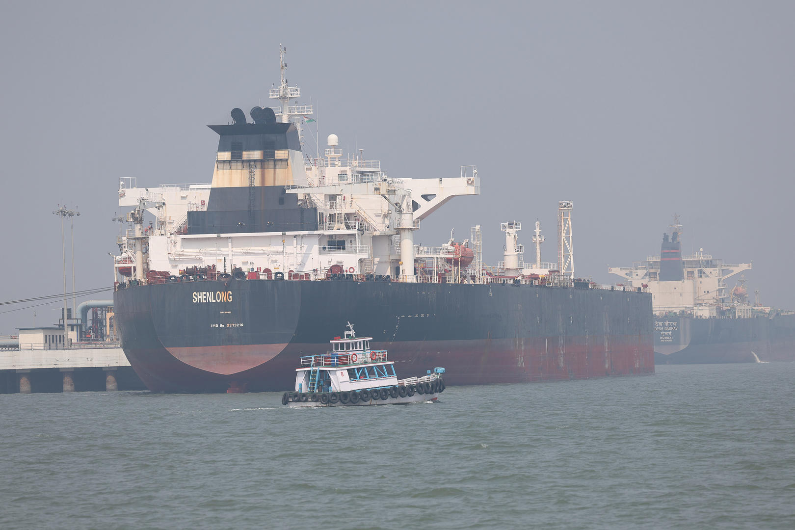 #韩国富豪数月前屯上百艘油轮#【冲突前数月豪赌，“屯”上百艘超级油轮，如今赚欢了