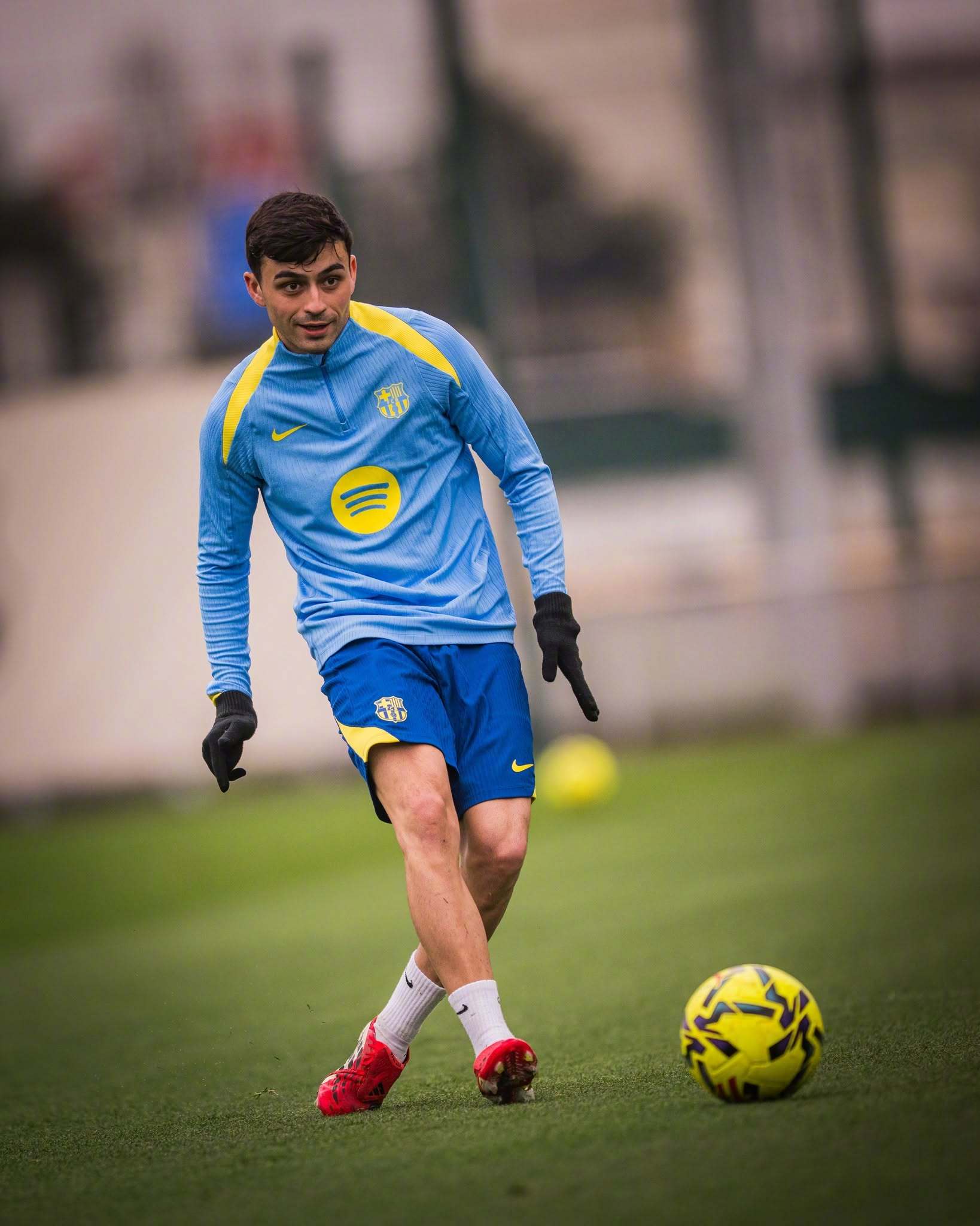 巴萨vs塞维利亚 一切准备就绪⚔️巴萨在Spotify诺坎普球场很想你🥰巴萨 